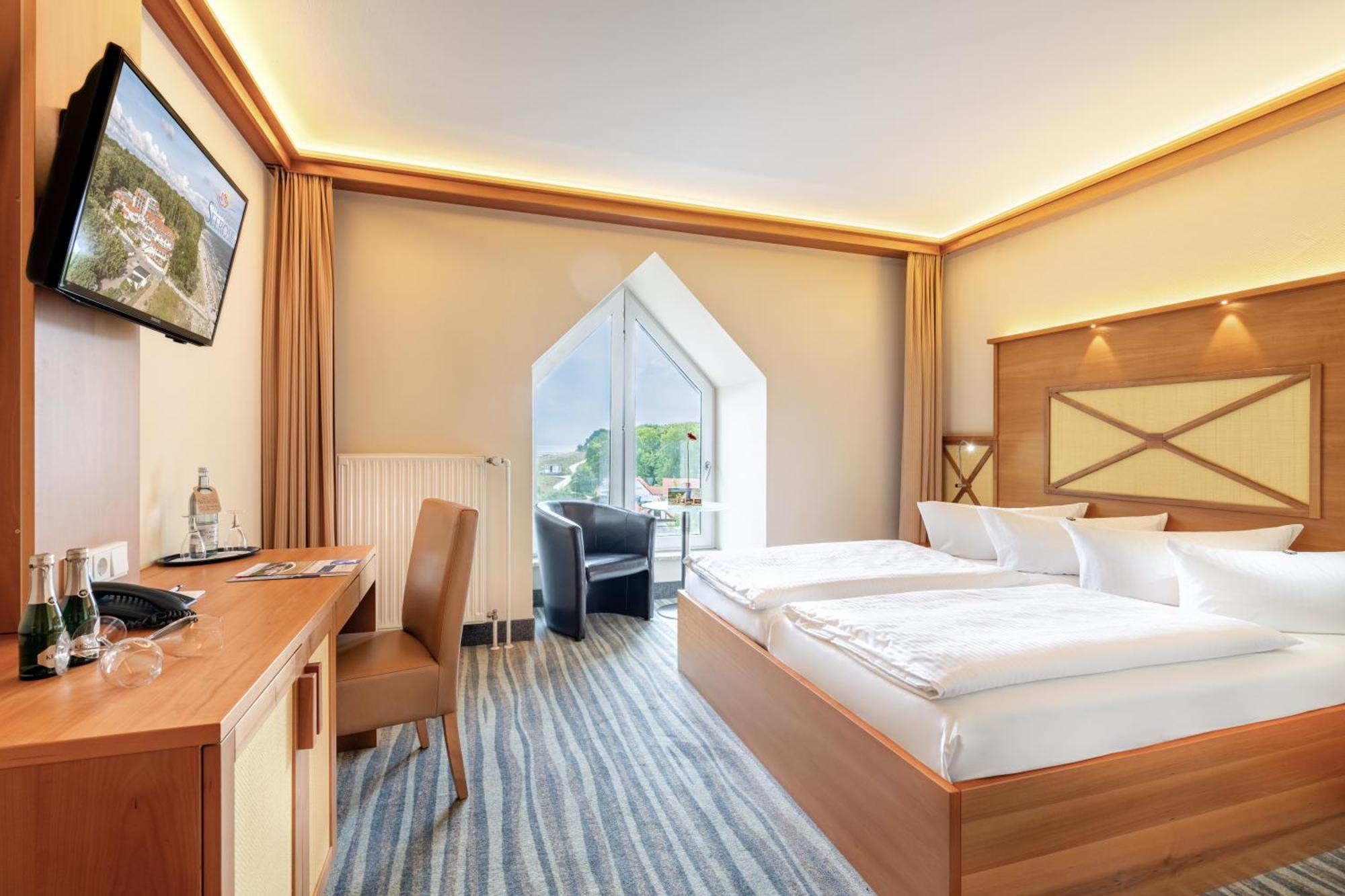 Strandhotel Seerose Kölpinsee Dış mekan fotoğraf