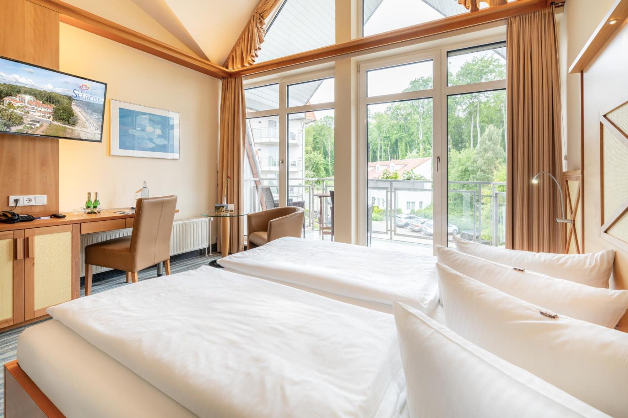 Strandhotel Seerose Kölpinsee Dış mekan fotoğraf