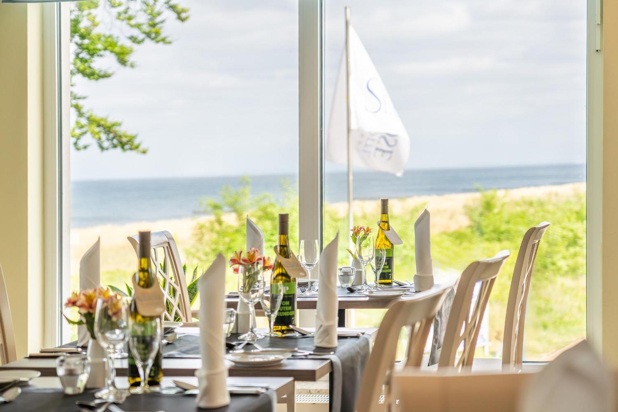 Strandhotel Seerose Kölpinsee Dış mekan fotoğraf