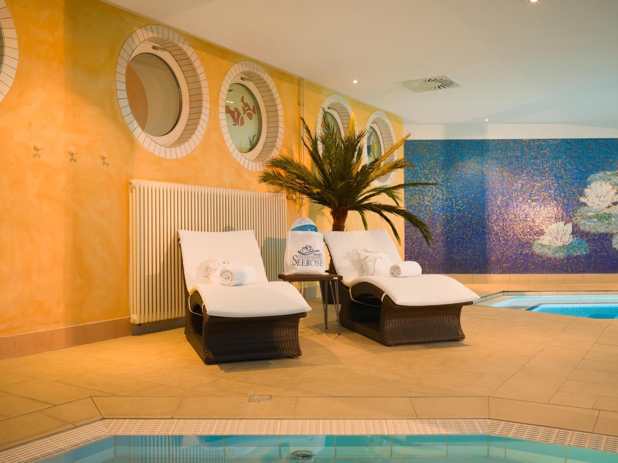 Strandhotel Seerose Kölpinsee Dış mekan fotoğraf