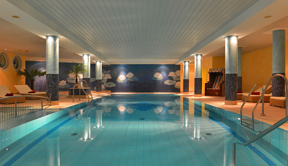 Strandhotel Seerose Kölpinsee Dış mekan fotoğraf